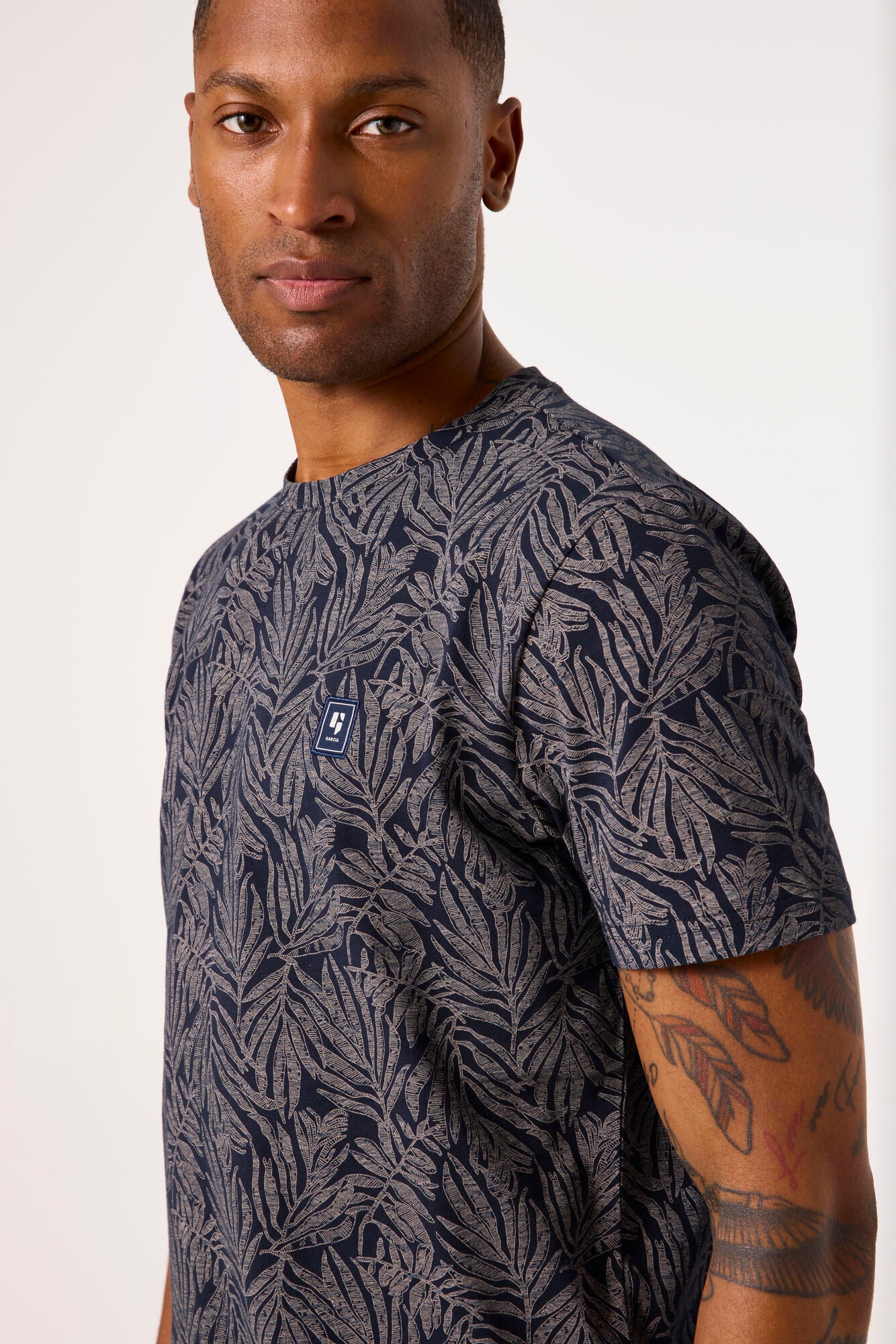 T-shirt Garcia C51203 - Marine - Boutique Adam & Eve marque canadienne, marque québécoise
