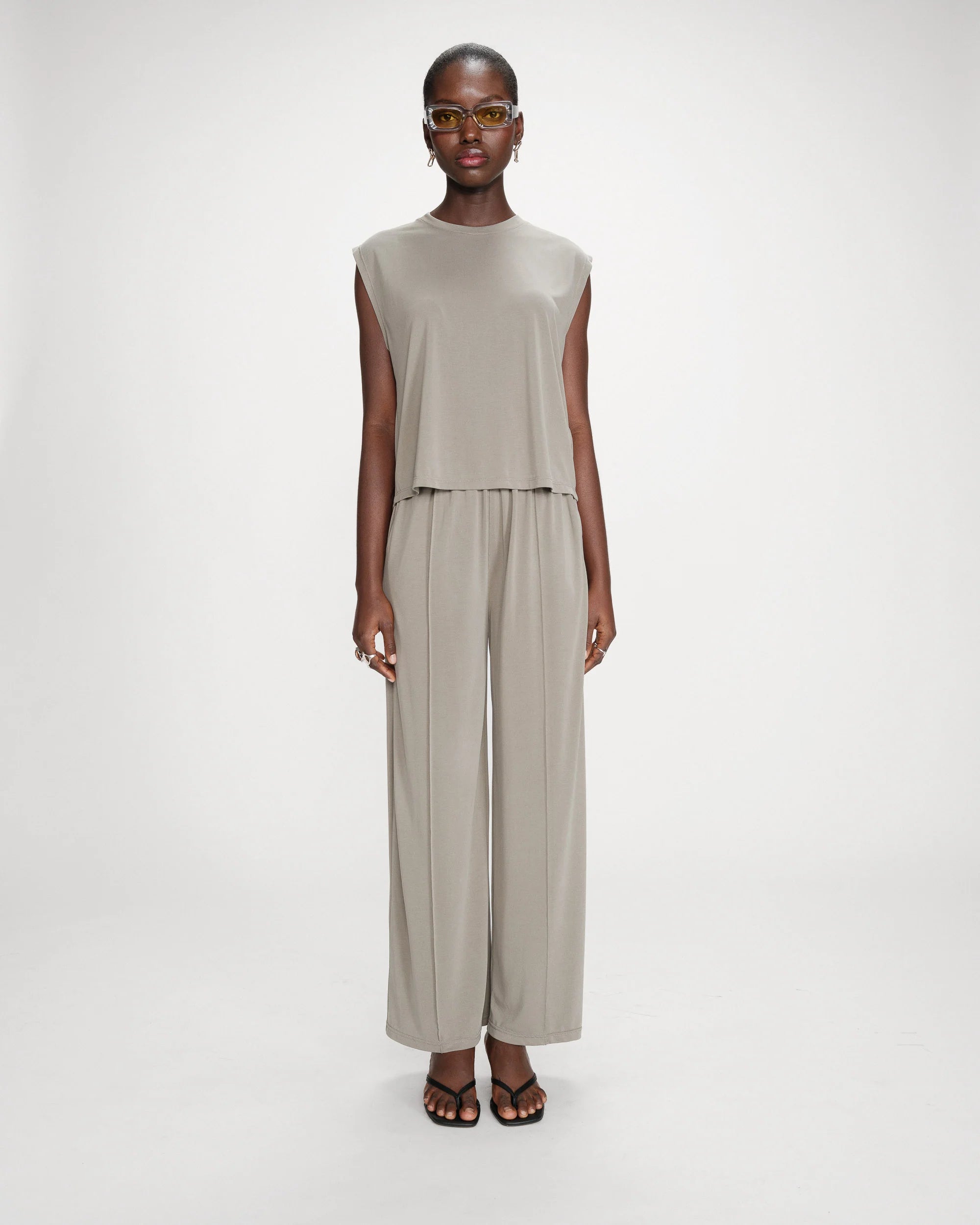 Grace & Mila T-shirt RIMBAUD- Boutique Adam & Eve marque canadienne, marque québécoise