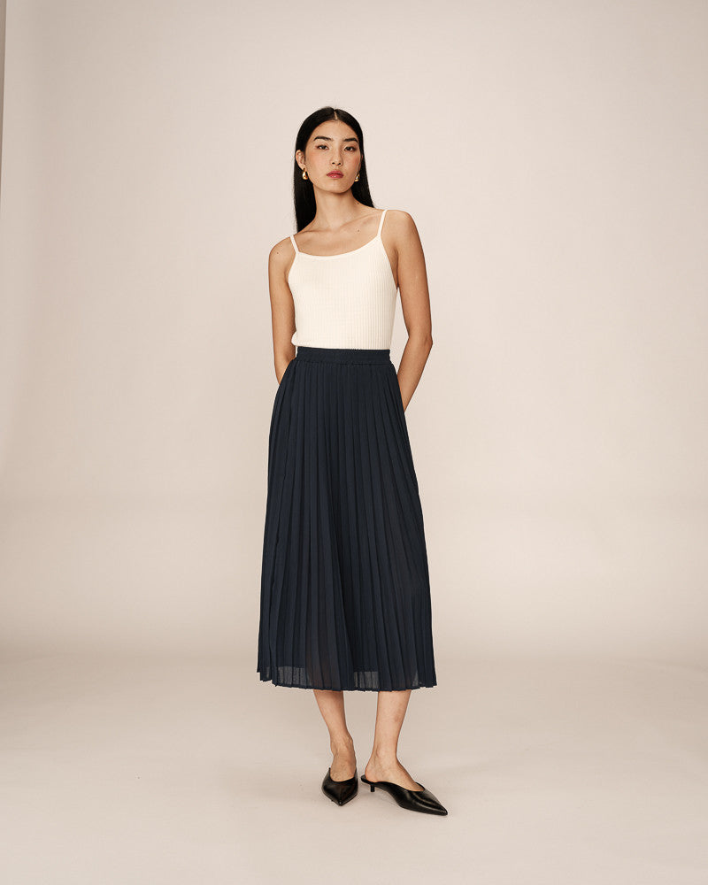 Grace & Mila - Skirt PLISSE - Navy - Boutique Adam & Eve marque canadienne, marque québécoise