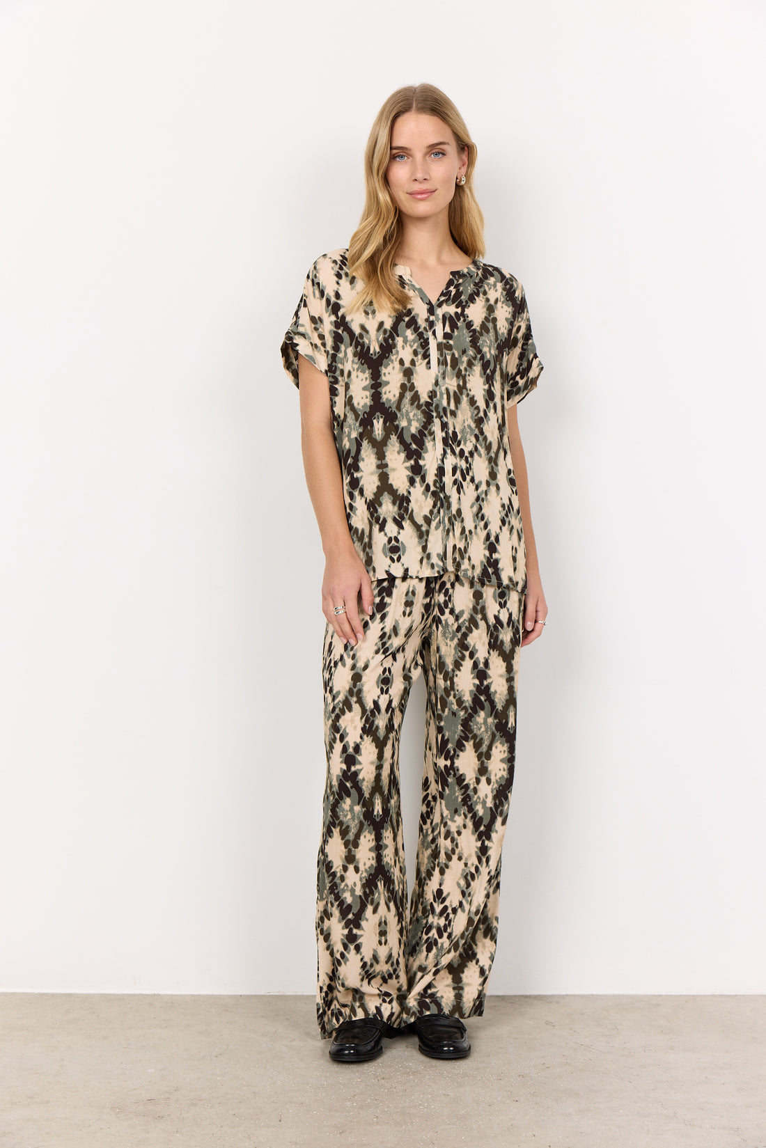 Soya Concept - Blouse Pondita 1 - Khaki - Boutique Adam &amp; Eve marque canadienne, marque québécoise