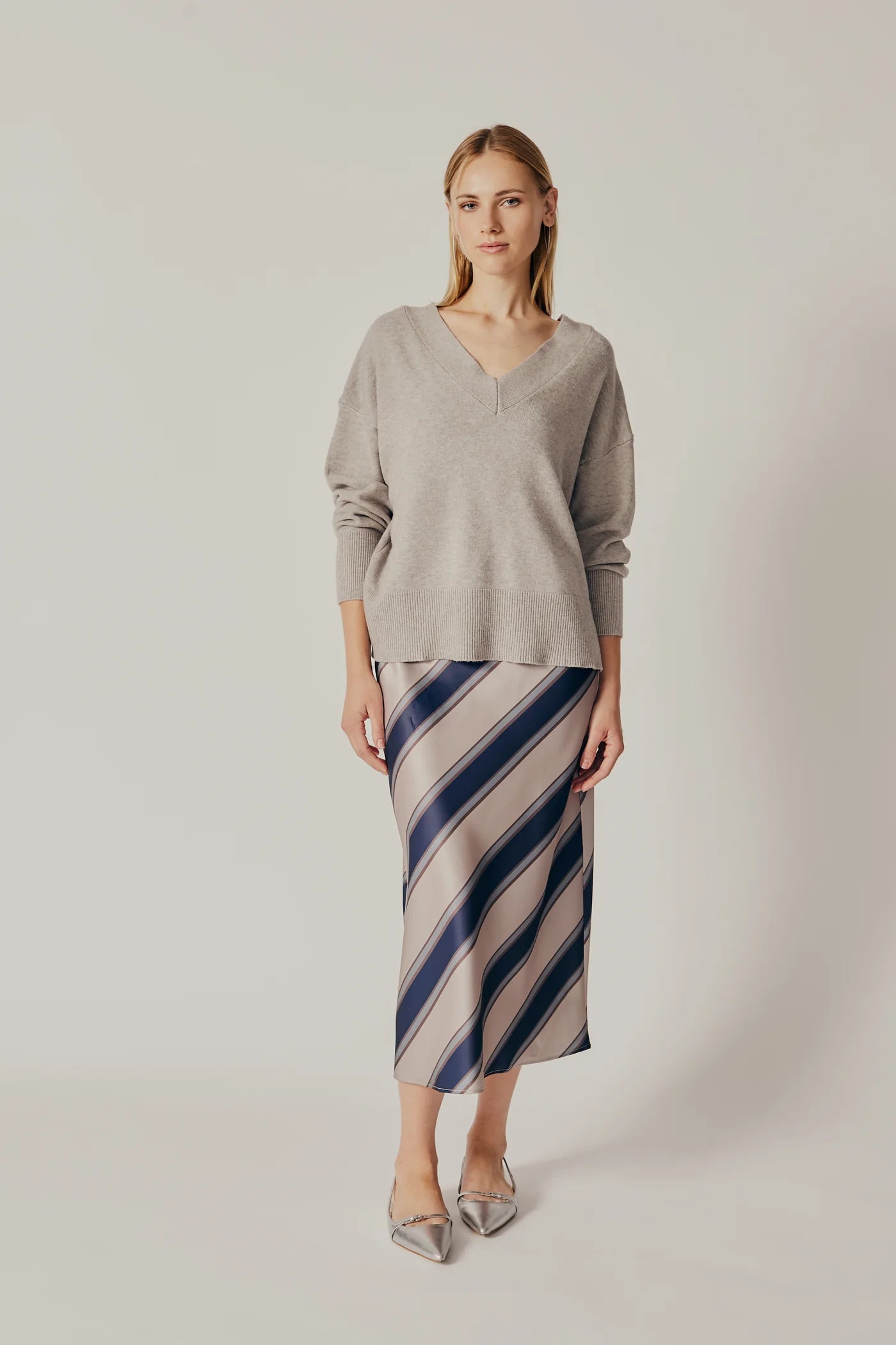 Deluc Sweater BLOSSOM 9196D-Grey