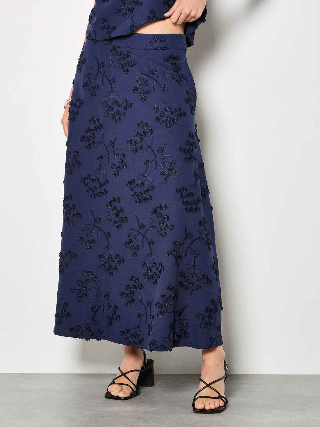 Apricot Skirt X173099 - Boutique Adam &amp; Eve marque canadienne, marque québécoise