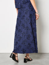 Apricot Skirt X173099 - Boutique Adam & Eve marque canadienne, marque québécoise