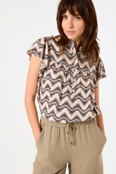 Garcia- Blouse d50033 - Sand - Boutique Adam & Eve marque canadienne, marque québécoise