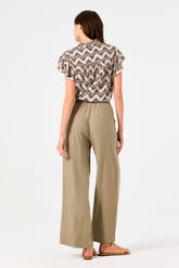 Garcia- Blouse d50033 - Sand - Boutique Adam & Eve marque canadienne, marque québécoise