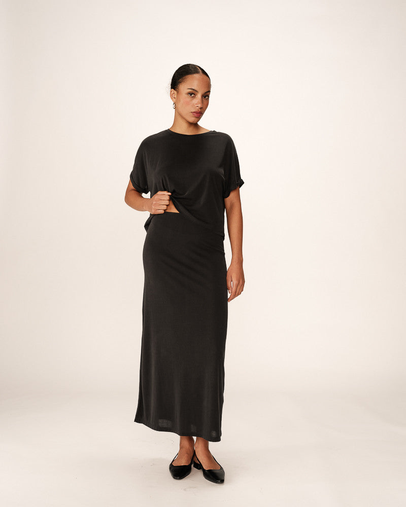 Grace &amp; Mila - T-shirt PARMA - Anthracite - Boutique Adam &amp; Eve marque canadienne, marque québécoise