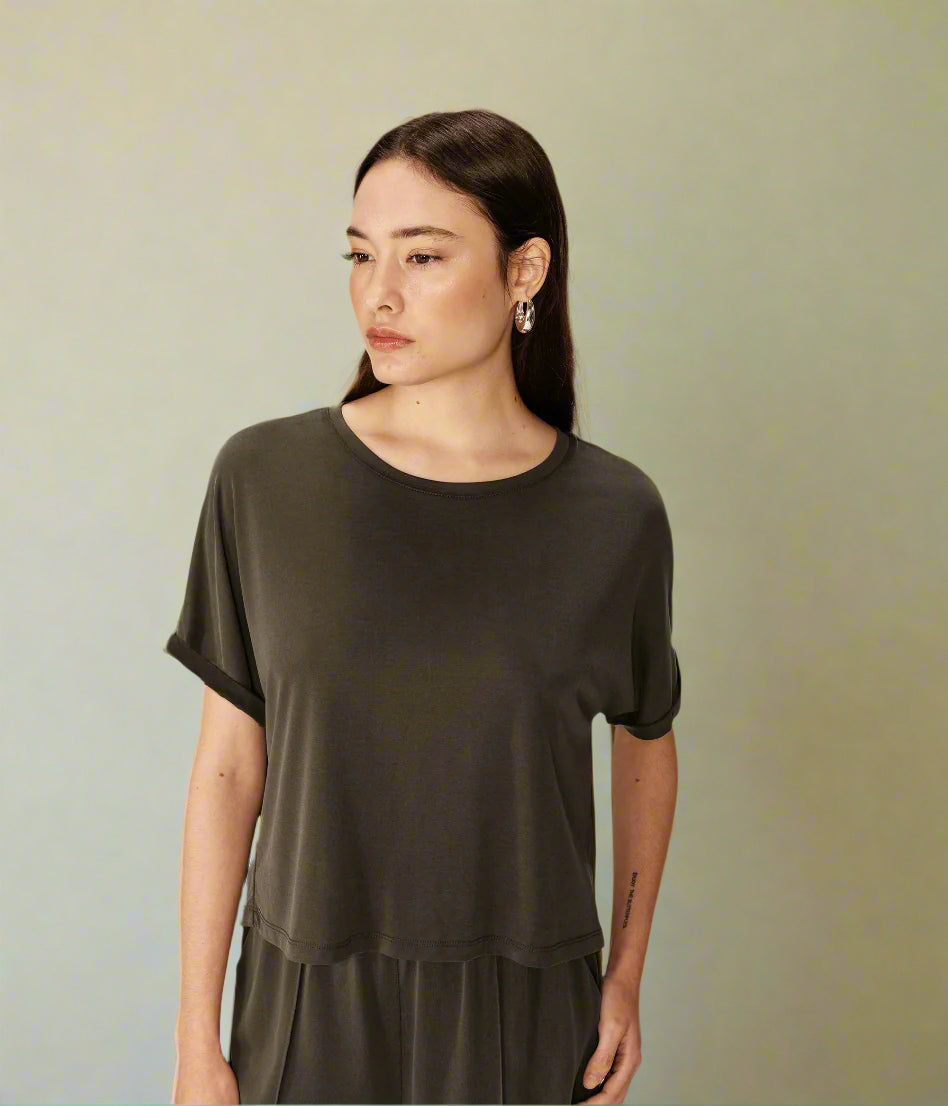 Grace &amp; Mila - T-shirt PARMA - Khaki - Boutique Adam &amp; Eve marque canadienne, marque québécoise
