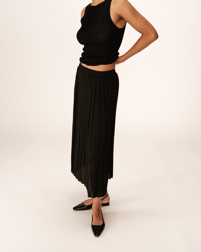 Grace &amp; Mila - Skirt PLISSE - Black - Boutique Adam &amp; Eve marque canadienne, marque québécoise