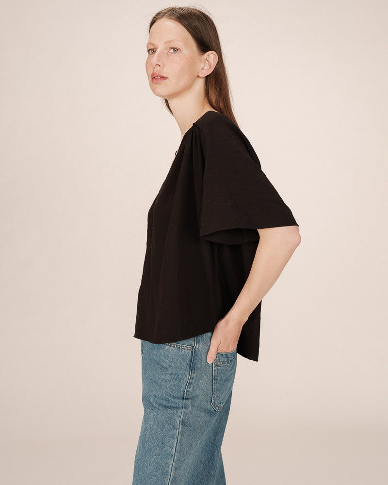 Grace &amp; Mila - Blouse SEAGAL - Black - Boutique Adam &amp; Eve marque canadienne, marque québécoise