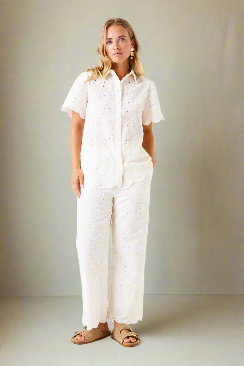 Garcia- Pants e50315 - White - Boutique Adam &amp; Eve marque canadienne, marque québécoise