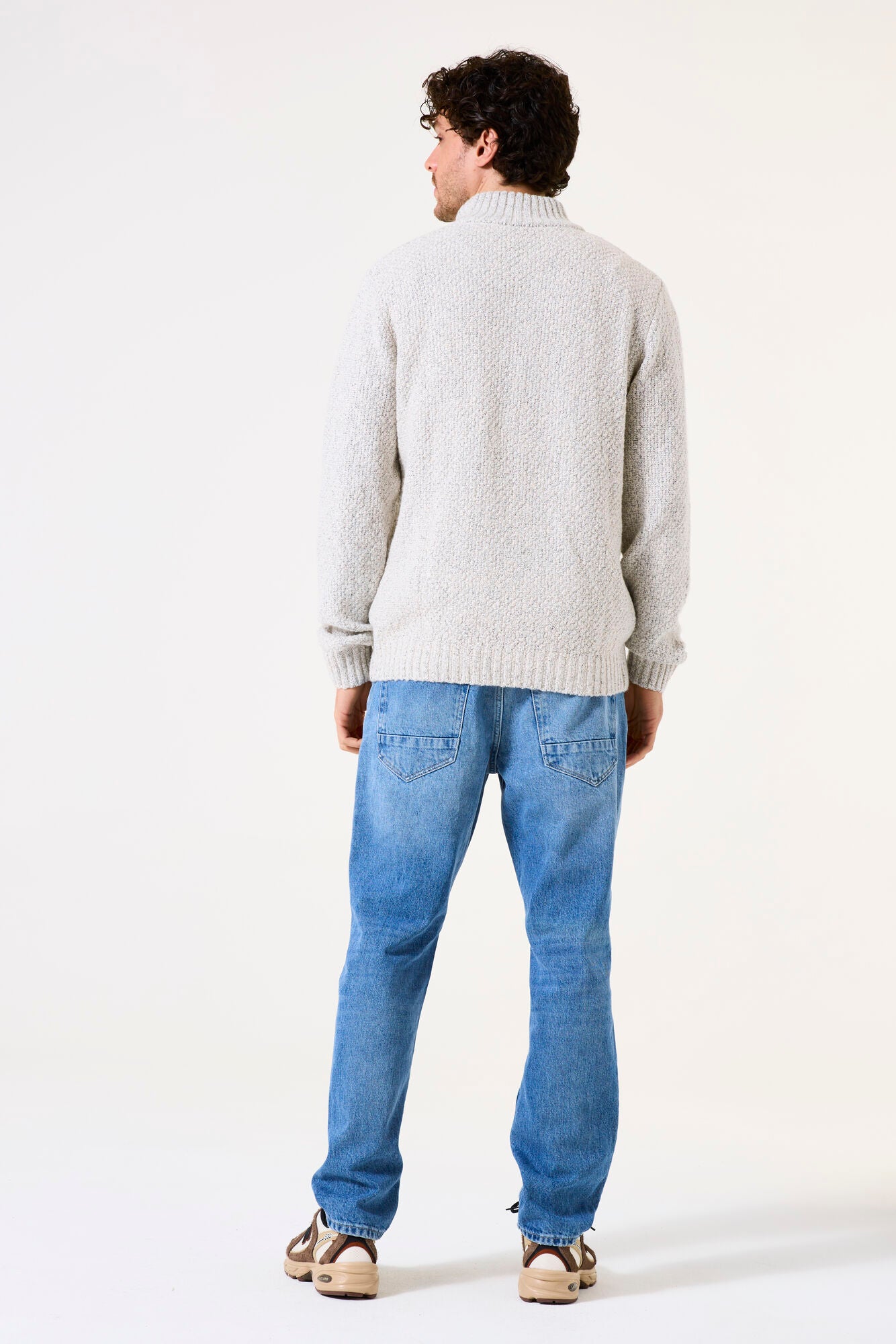 Garcia Sweater z1180 - Off white - Boutique Adam &amp; Eve marque canadienne, marque québécoise