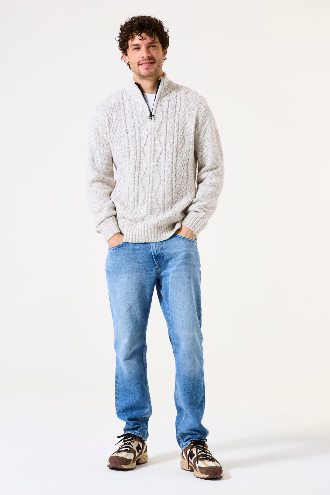 Garcia Sweater z1180 - Off white - Boutique Adam &amp; Eve marque canadienne, marque québécoise